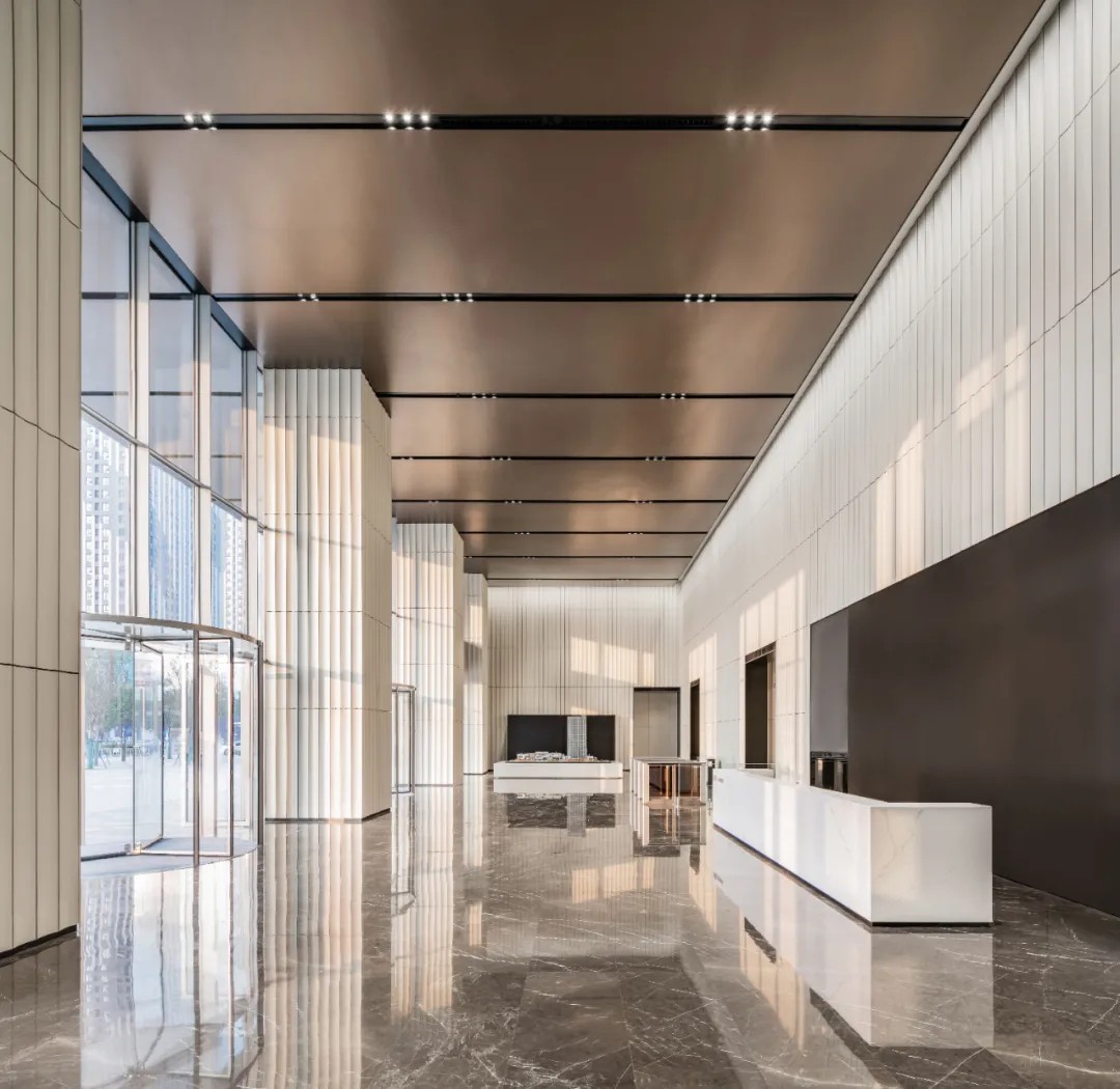 Modular aluminum framing system for terracotta panels