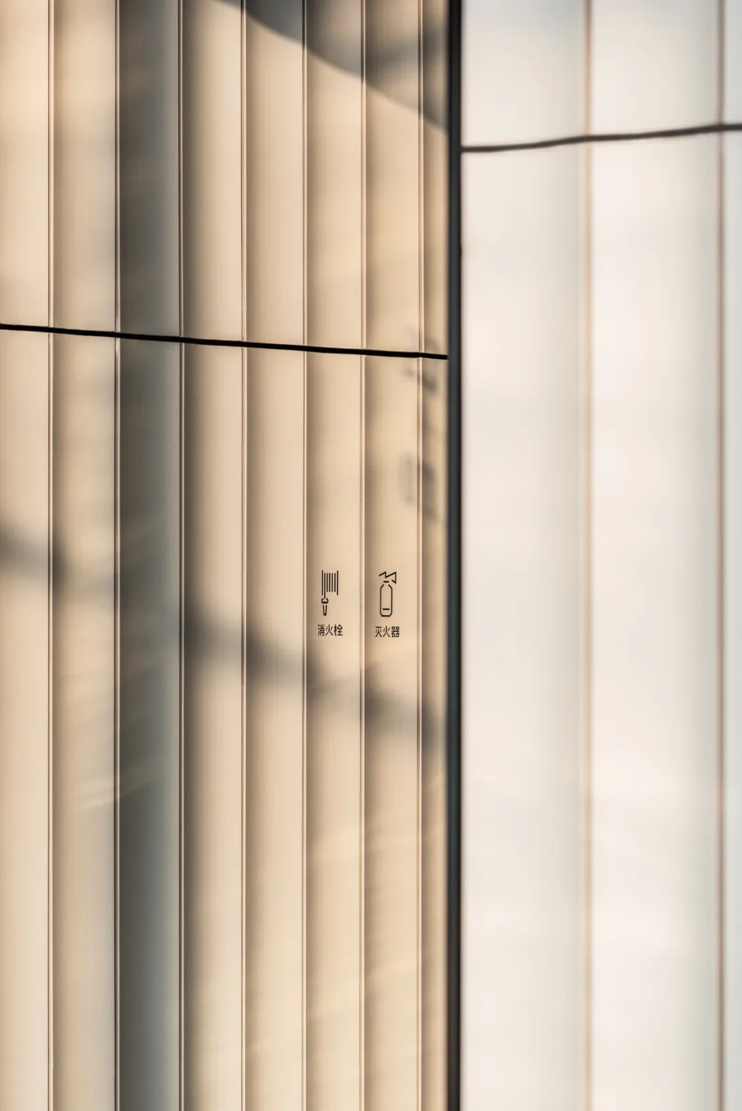 Customized LOPO Terracotta Panels for curved lobby walls