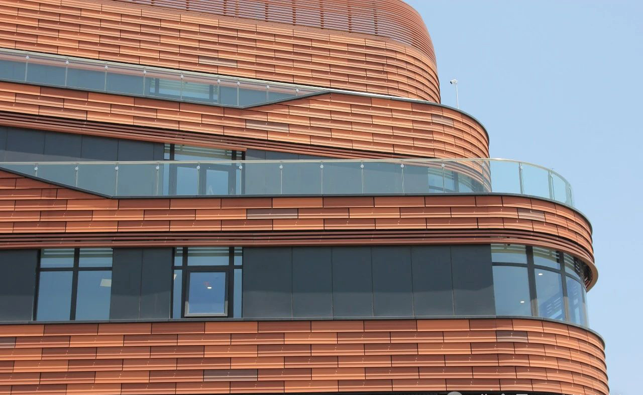 Fudan University Hospital Qingpu Branch Builds Sustainability with LOPO Terracotta